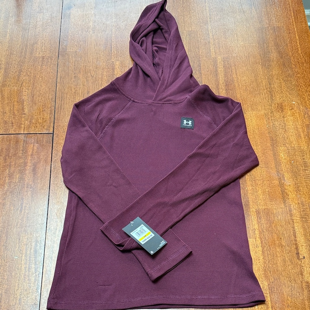 Boys Under Armour Burgundy Pullover (New with Tags)
